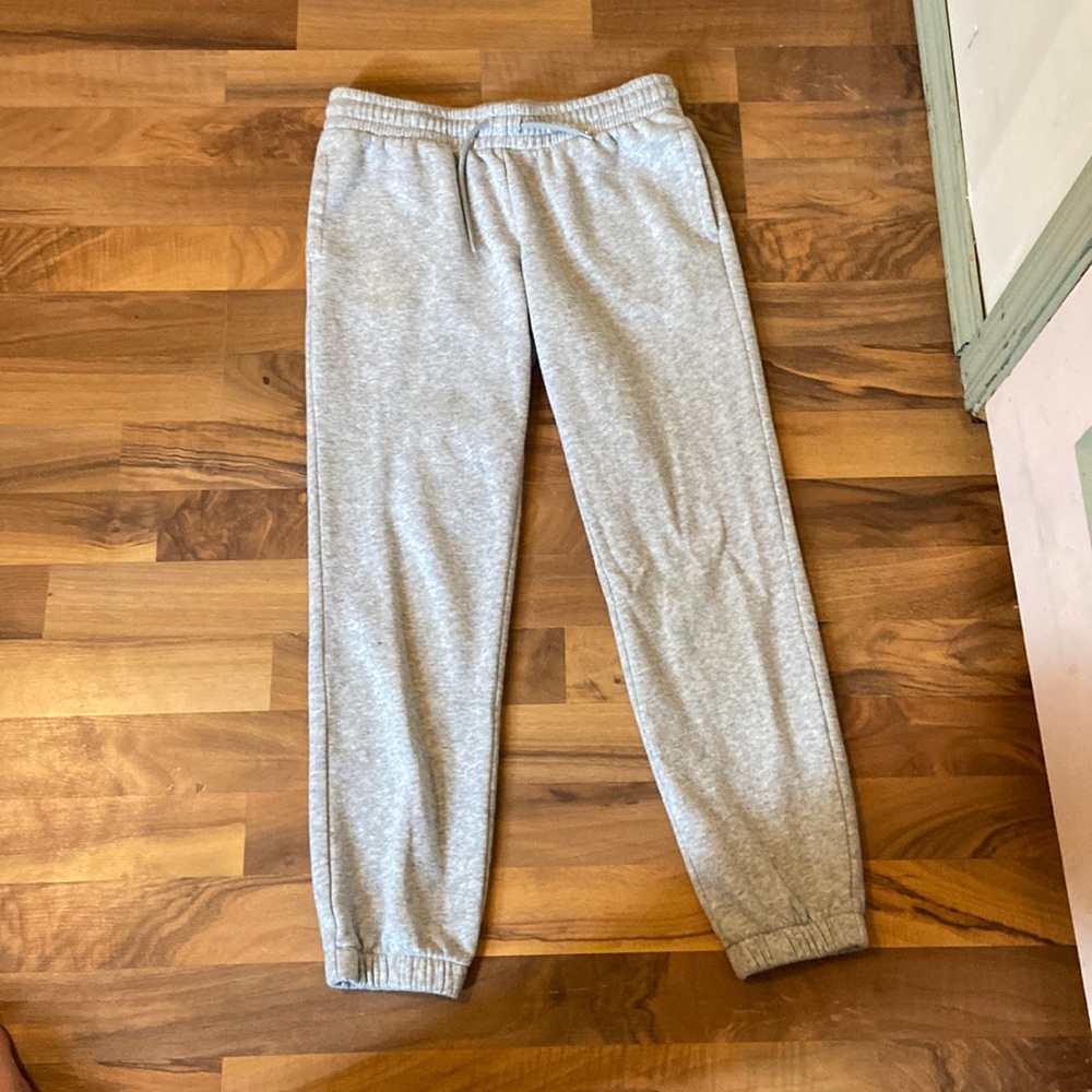 Boys grey sweatpants